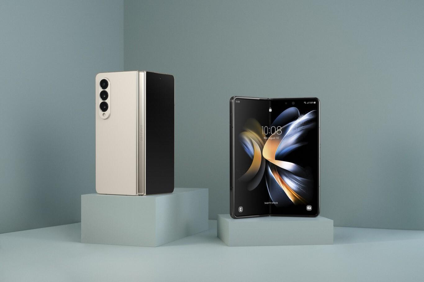 8 лучших смартфонов 2022 года на Российском рынке 13 Samsung Galaxy Z Fold4