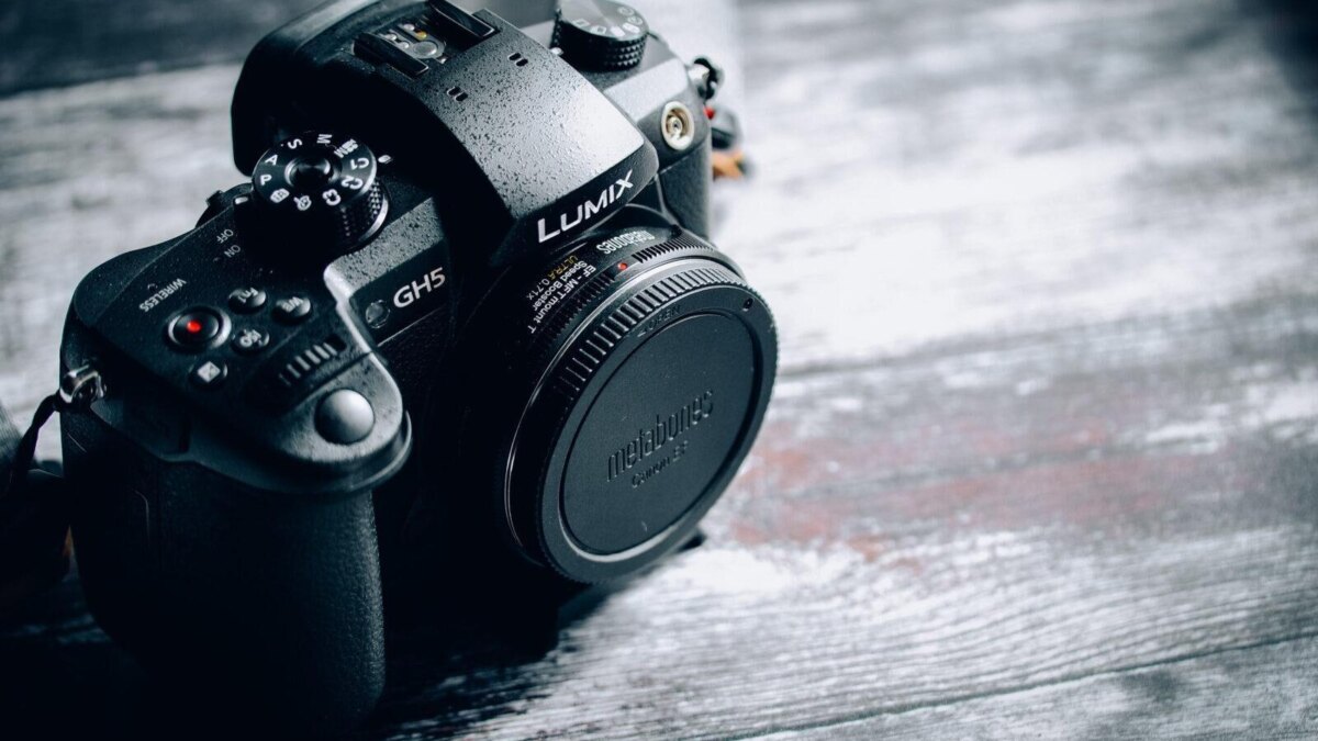 Panasonic представил камеры LUMIX S5II и S5IIX с фазовым автофокусом 4 Panasonic