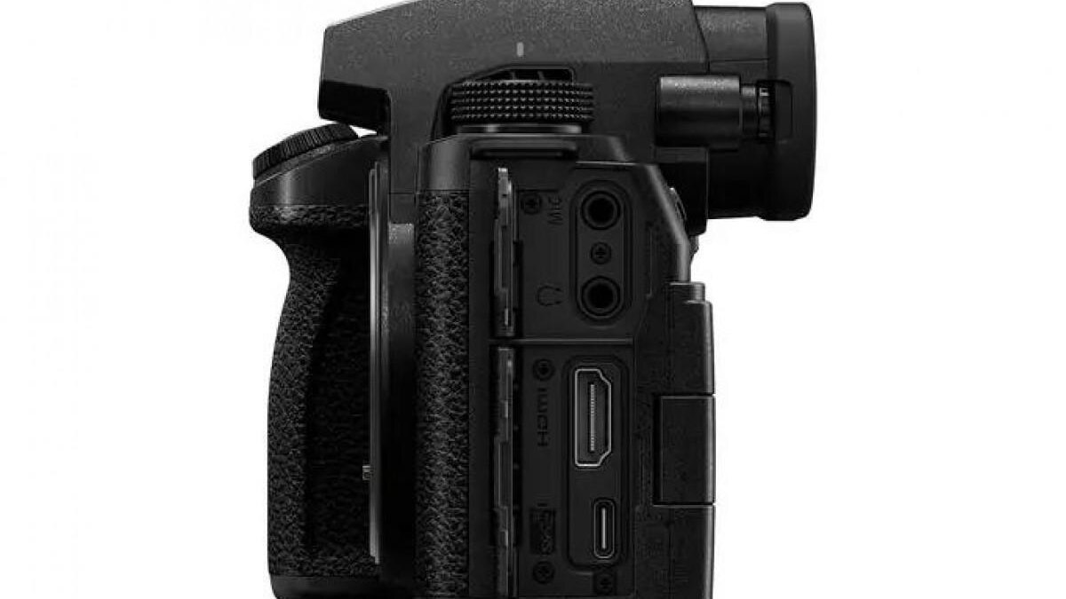 Panasonic представил камеры LUMIX S5II и S5IIX с фазовым автофокусом 7 Panasonic