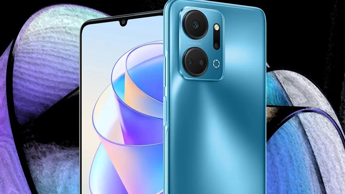 Смартфон Honor X7a с двойной камерой задней панели