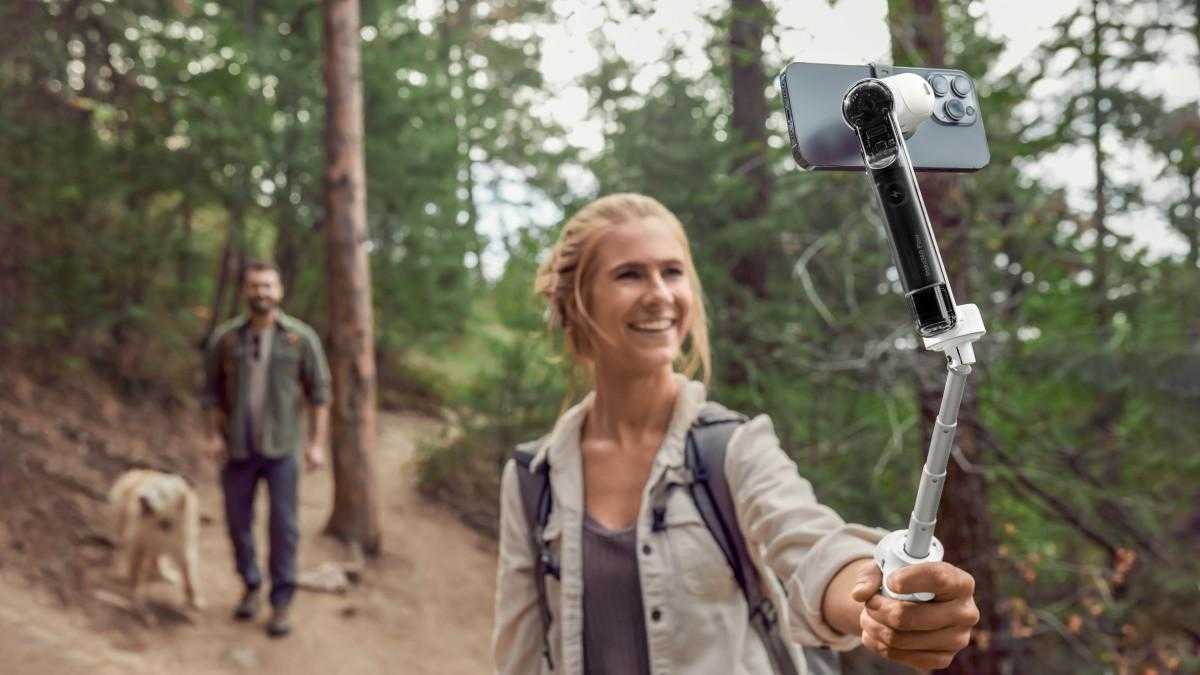 Insta360 Flow: новый стабилизатор для смартфона с ИИ отслеживанием 8 gsmarena 008 1