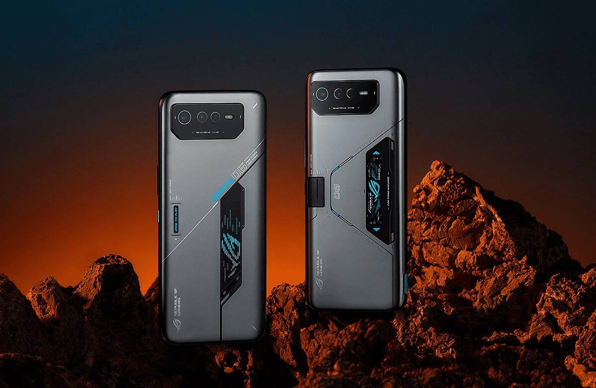 Смартфоны Asus ROG Phone 7 Ultimate с задним панелем и дисплеями
