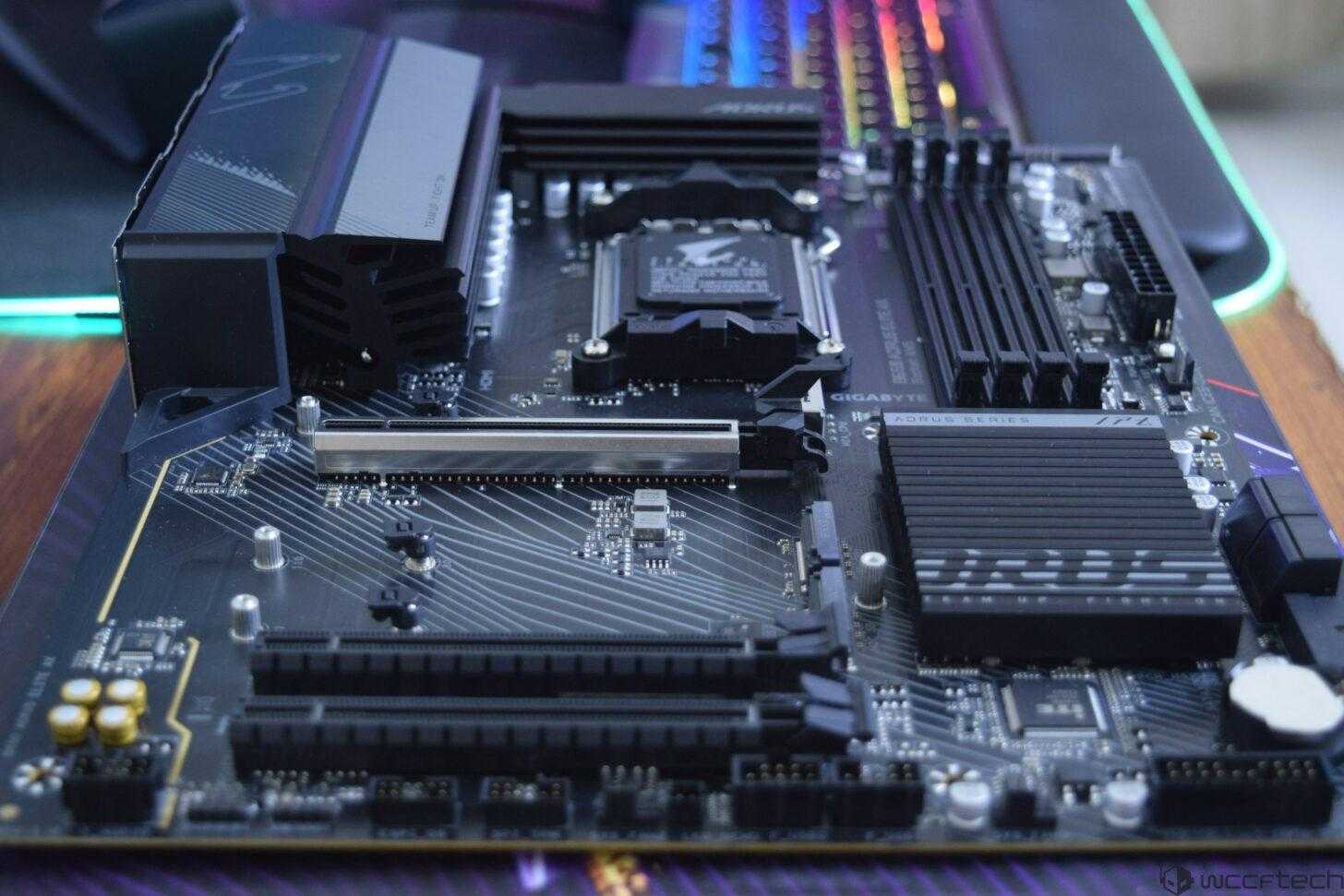 Материнская плата с Socket AM5 на чипсете AMD A620 официально анонсирована 3 dsc 0678 custom 1456x971 1