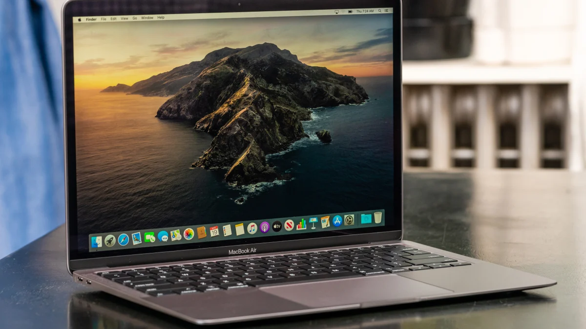 Компания Apple планирует анонсировать MacBook Air в июне 3 hero image