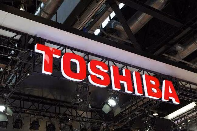 Телевизоры Toshiba Z700 с Mini LED-экранами официально представлены 2 shutterstock toshiba