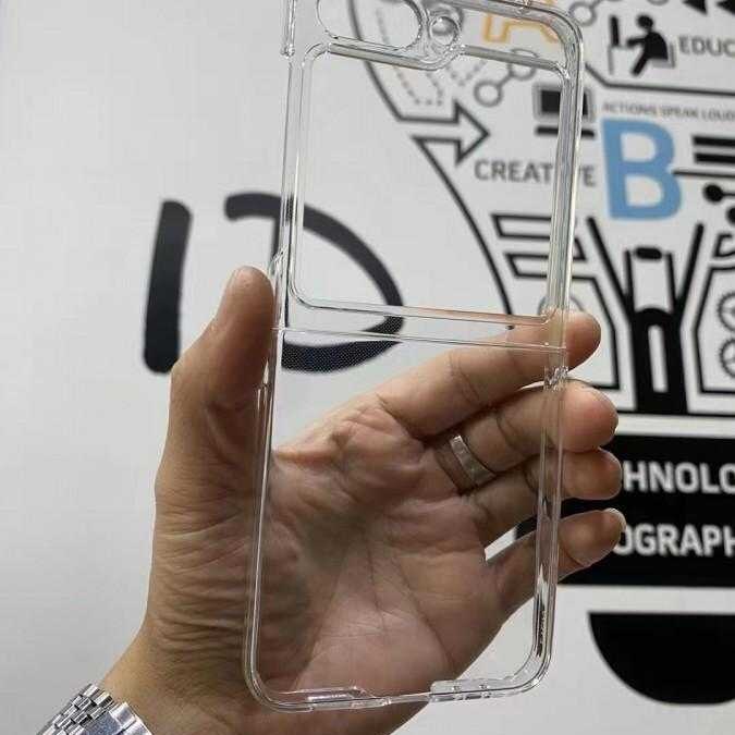 Чехол Samsung Galaxy Z Flip5 подтвердил новый большой защитный экран 7 gsmarena 010 1
