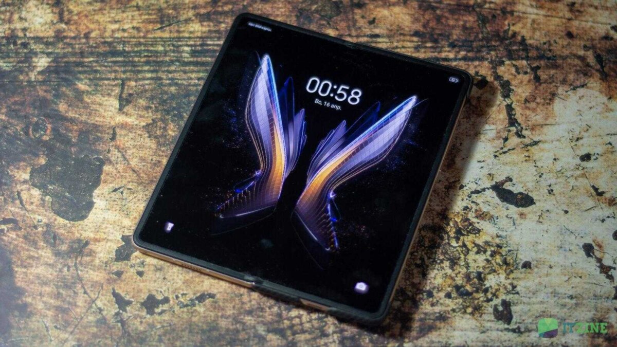 Обзор Tecno Phantom V Fold: неожиданно классный складной смартфон 38 tecno phantom v fold itzine.ru 36