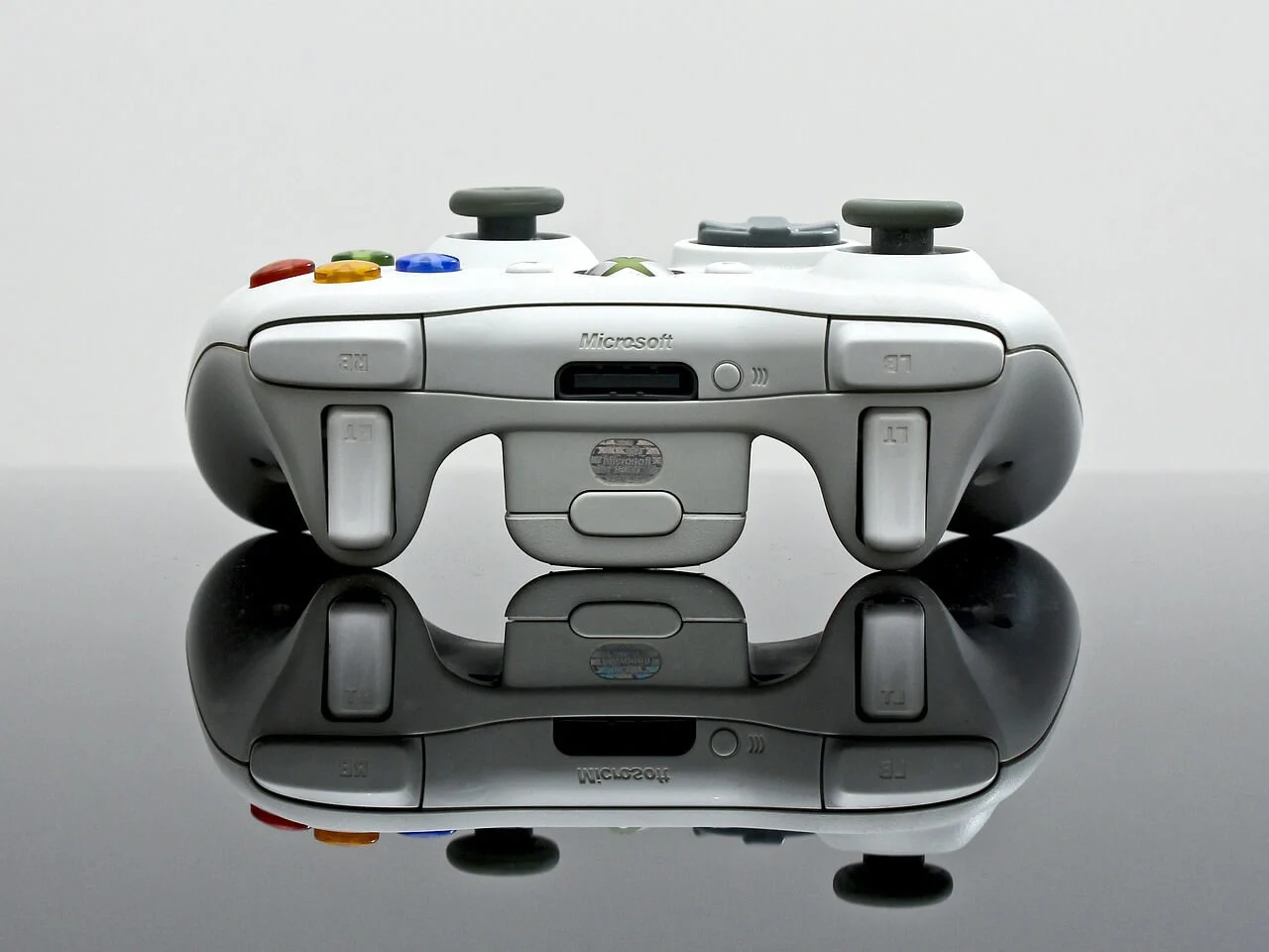 Как превратить Xbox One в домашний ПК? 6 xbox controller white
