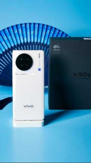 Vivo X90S и iQOO 11S впервые показали на официальных фотографиях 4 gsmarena 001 1 7