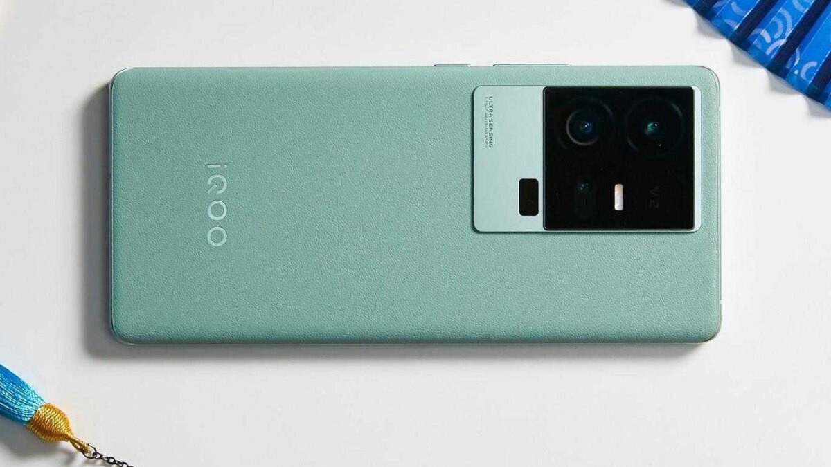iQOO 11S получит быструю зарядку мощностью 200 Вт 2 iQOO 11S