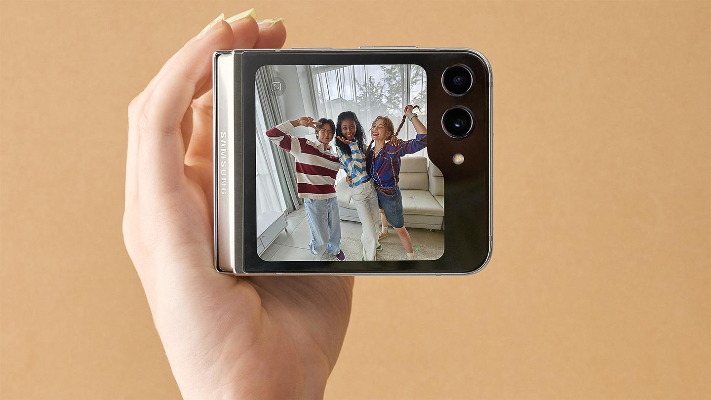 Samsung представил Galaxy Z Flip5 официально 4 003 galaxy zflip5 zfold5 press release