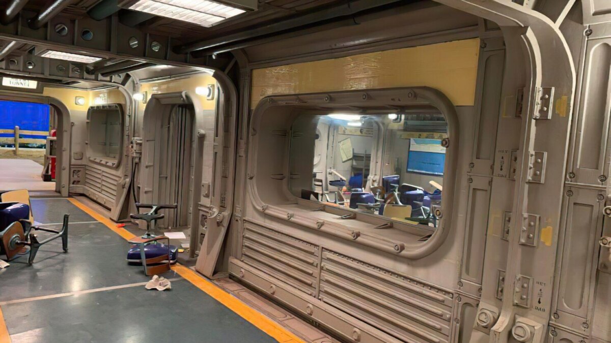 На новых снимках сериала Fallout показали Vault Tech 3 fallout tv hd 1480x1071 1