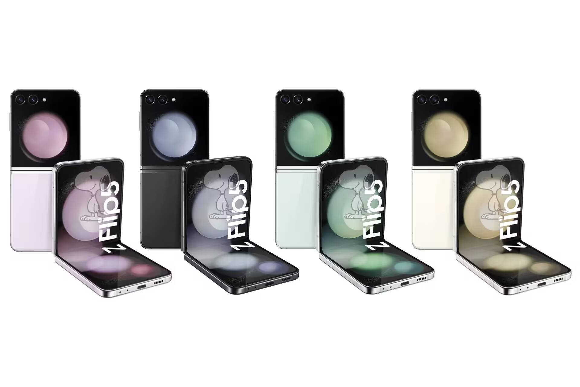 Пара смартфонов Samsung Galaxy Fold 5 и Flip 5 в разложенном виде сзади и сбоку