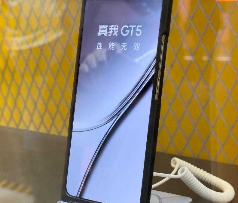 Realme GT5: утечка фото 5 Realme
