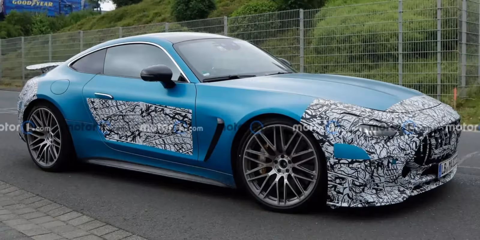 future cars mercedes amg gt