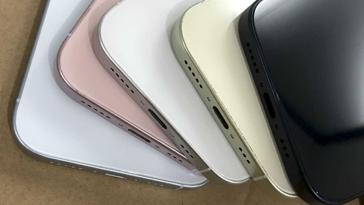 iPhone 15 и 15 Pro показали в новых цветах: серый, серый и еще раз серый 10 gsmarena 002 30