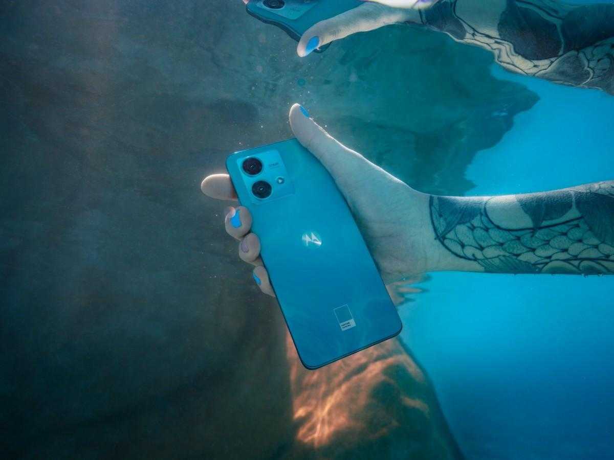 Motorola представила Edge 40 Neo 12 Motorola