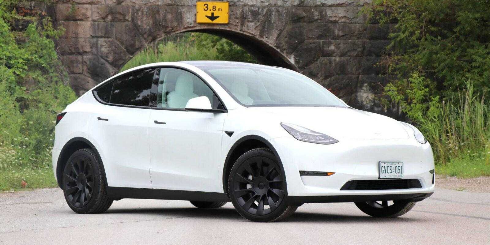 437325 tesla model y 2020 tracer la voie une fois de plus