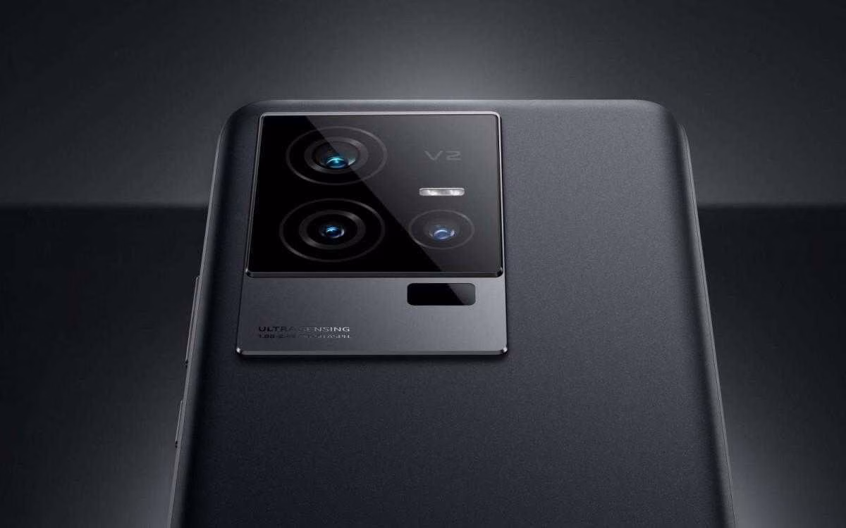 vivo iQOO 12 получит 64-Мп телекамеру 2 vivo iQOO 12 получит 64-Мп телекамеру