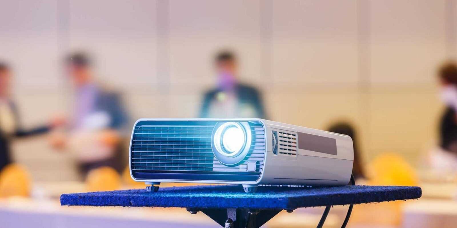 5 доступных проекторов для офиса 6 guide to buying projectors