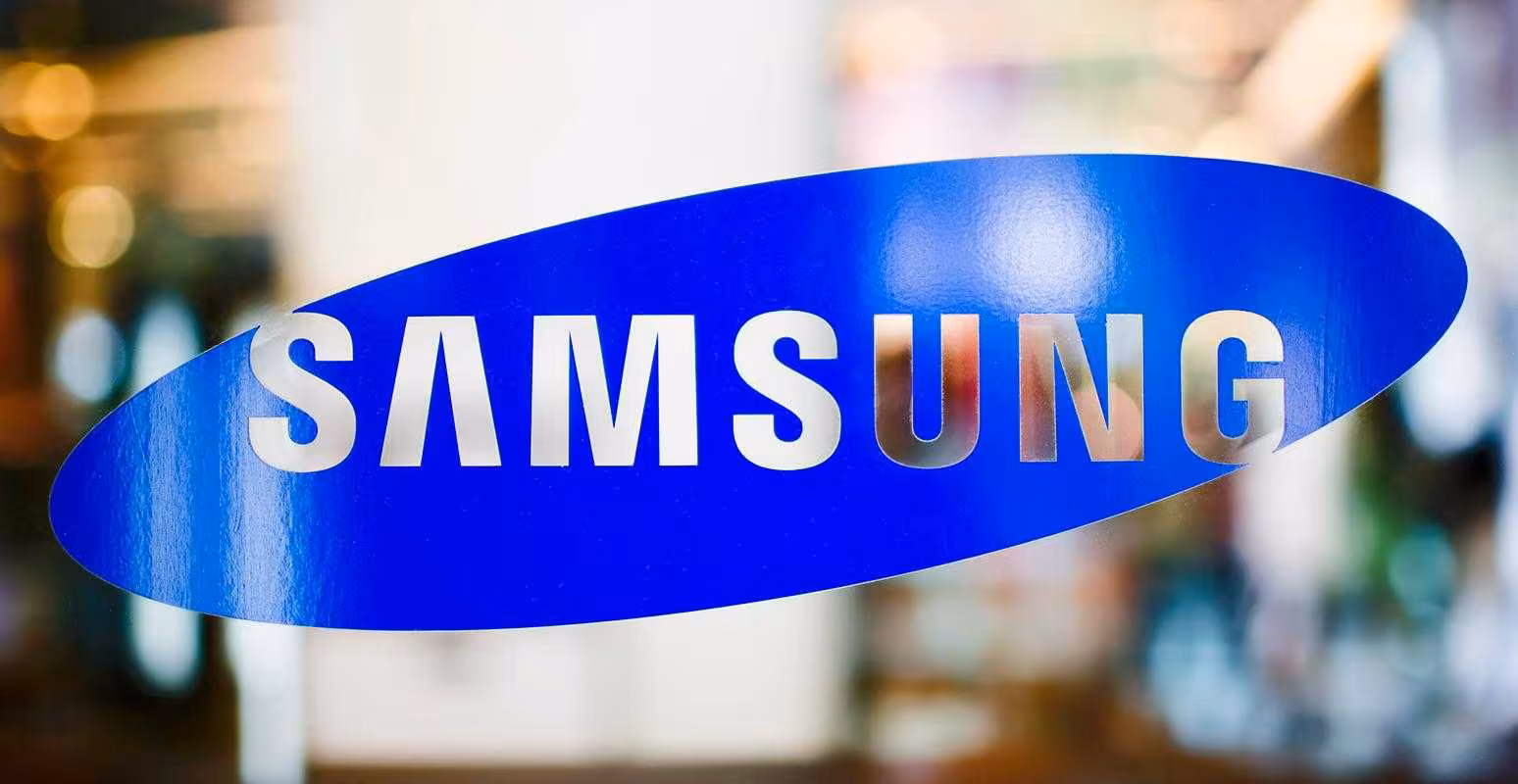 samsung logo 2016 billboard 1548