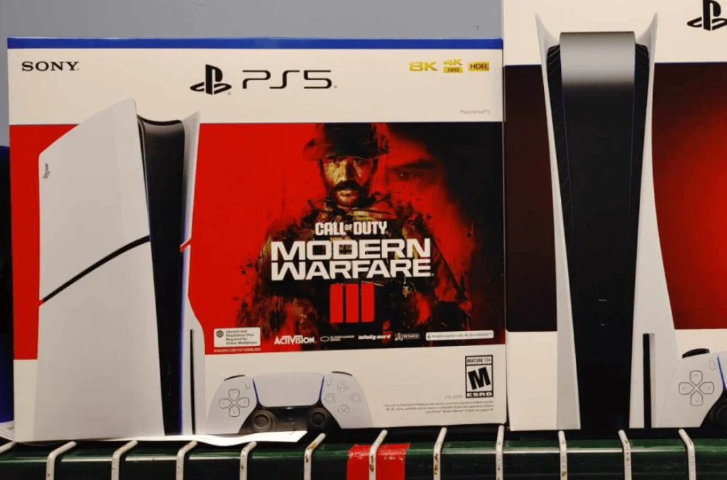 Бандл PS5 Slim с Modern Warfare 3 слили в сеть 2 Бандл PS5 Slim с Modern Warfare 3 слили в сеть