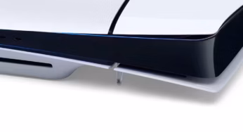 Слух: PS5 Slim выйдет в бандле с Spider-Man 2 10 ноября