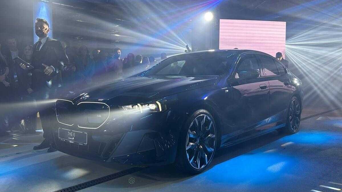 Представлена новейшая «пятерка» BMW в кузове G60 3 5904