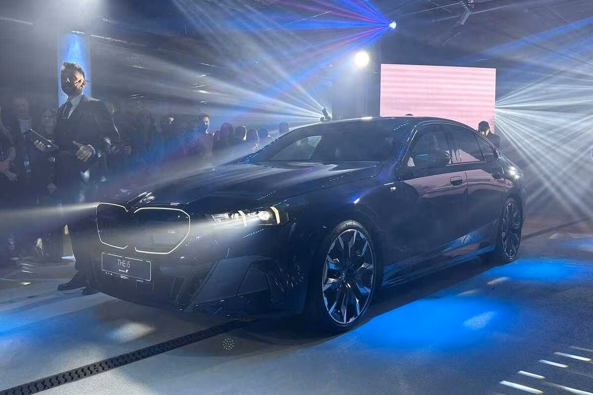Представлена новейшая «пятерка» BMW в кузове G60 3 5904