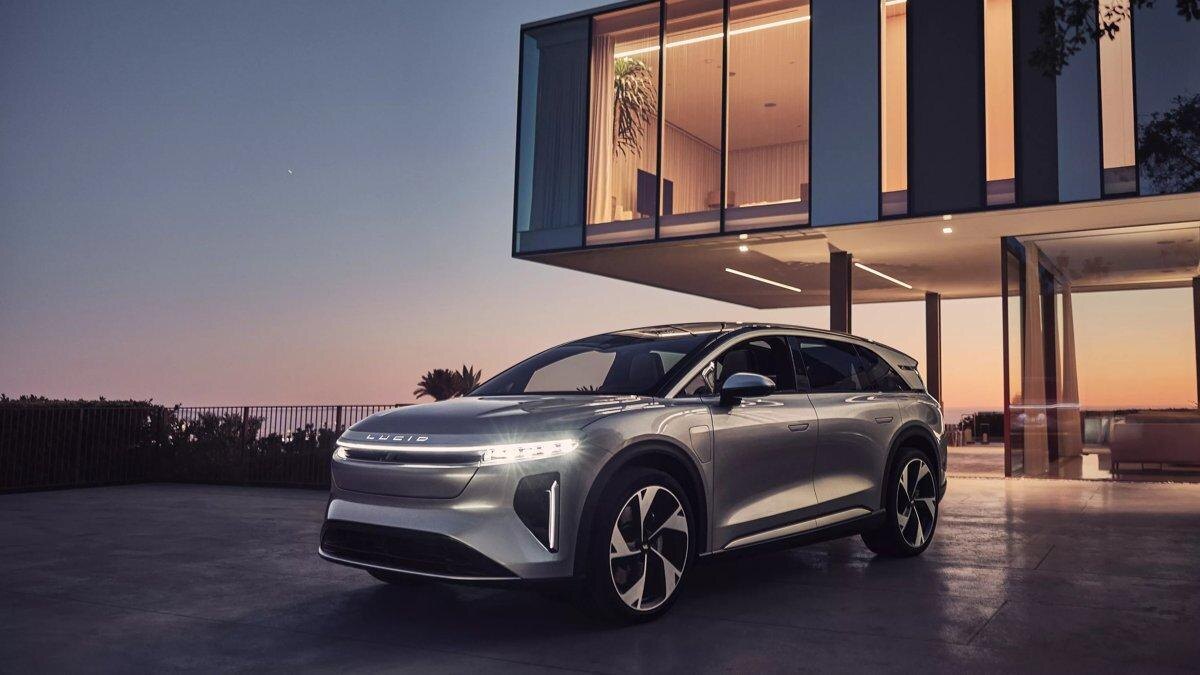 Lucid Motors представила электромобиль — Gravity 4 gravity overview hero