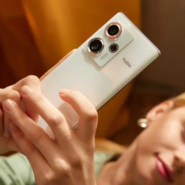 nubia z50 teaser a