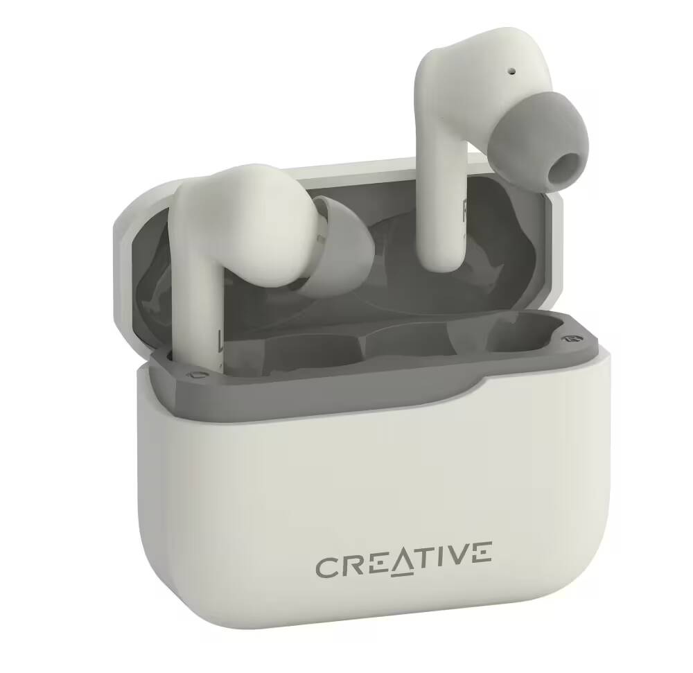Беспроводные наушники Creative Zen Air Plus в чехле с открытой крышкой