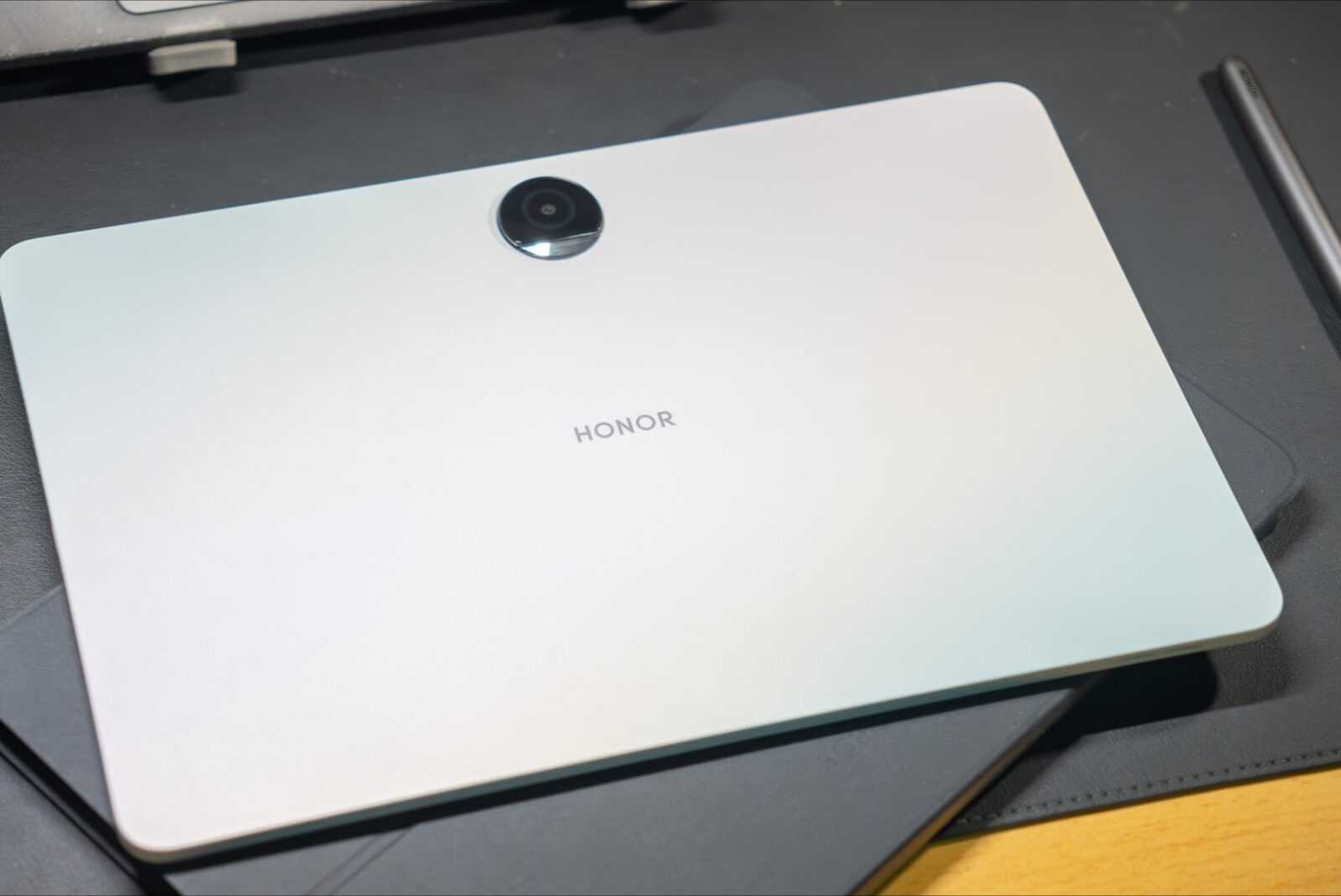 honor pad 9 uzhe krasuetsa na zhivyh foto raskryty ekran chip pamat picture6 0