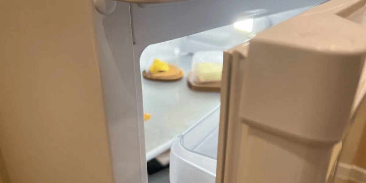 Samsung анонсировал 4-дверный умный холодильник в линейке Bespoke 3 image 177
