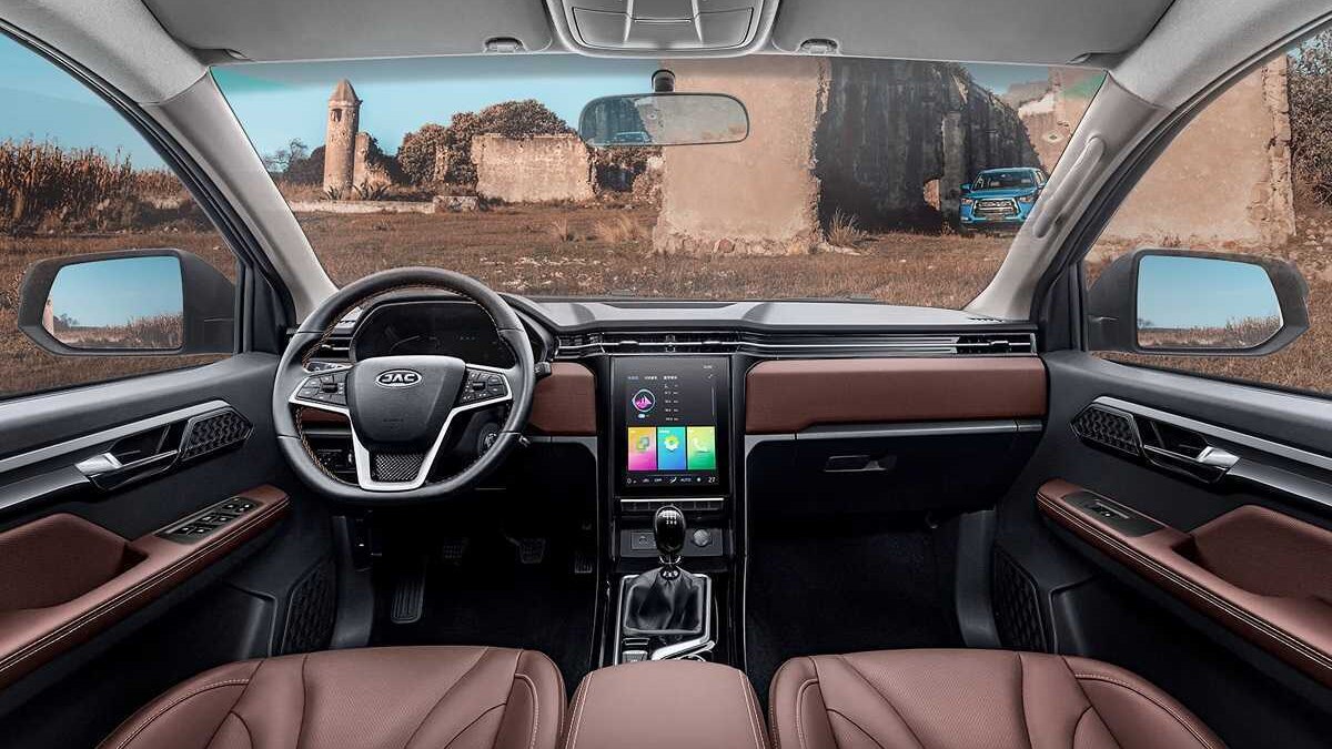 jac t8 pro interior