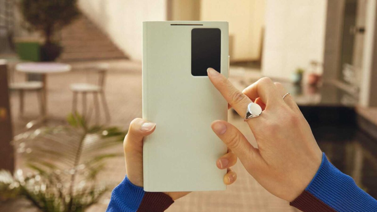 Samsung представила Galaxy S24, Galaxy S24+ и флагман Galaxy S24 Ultra официально на Unpacked 2024 41 Samsung Galaxy S24 Ultra в чехле