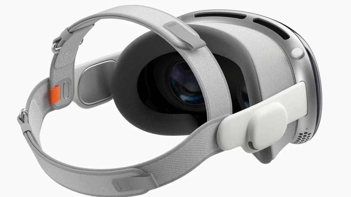 Apple открыла предпродажи Vision Pro 5 Apple