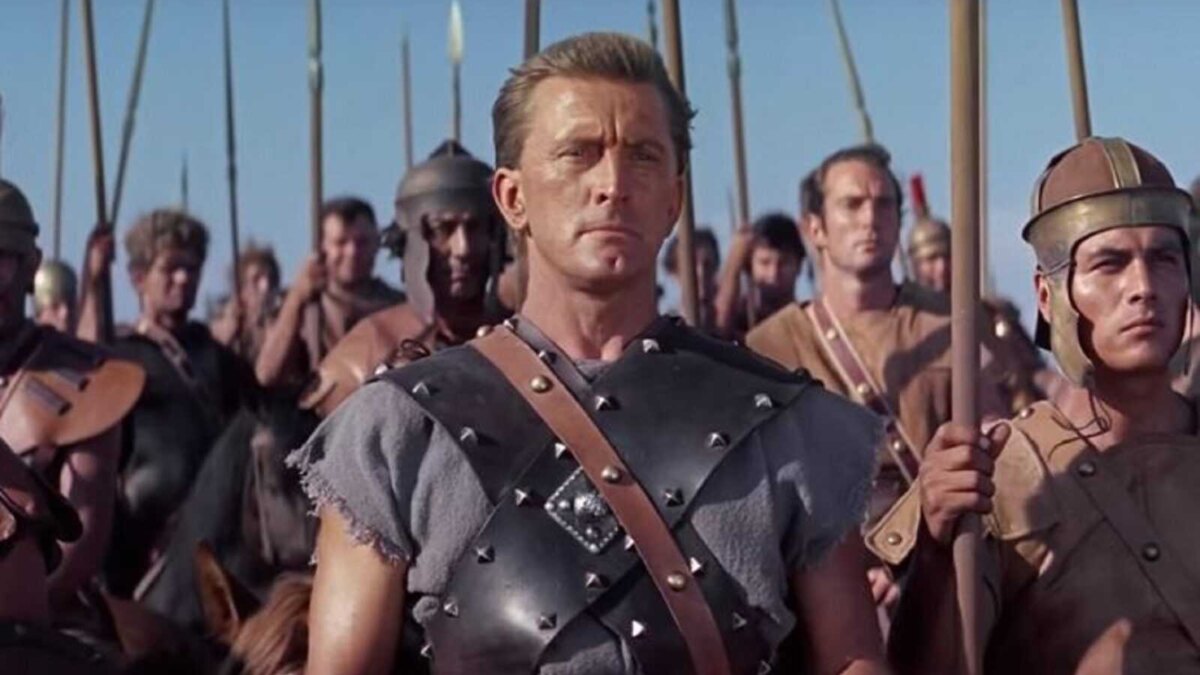 Топ 10 масштабных и эпичных фильмов: Часть 1 8 20200328065334 49228. foto. aktyor kirk duglas v k f spartak 1960