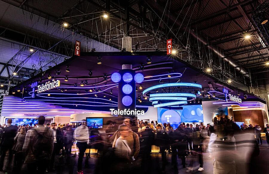 stand telefonica en el mwc23 03.jpg