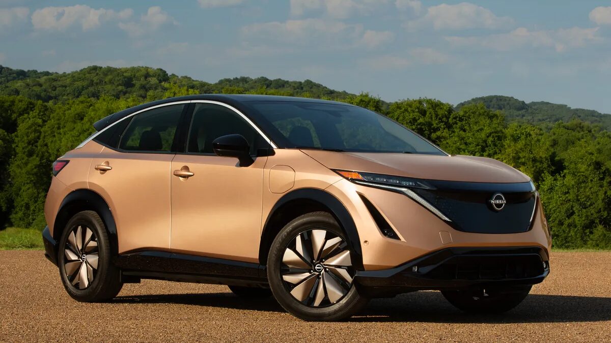 Nissan планирует выпустить 16 новых электромобилей к 2026 году 1 2023 nissan ariya us 44.jpg