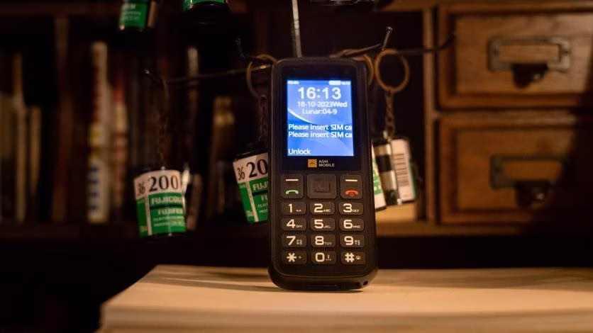 Представлен AGM M9: IP68/IP69K, экран 2,4 дюйма, 1000 мАч 3