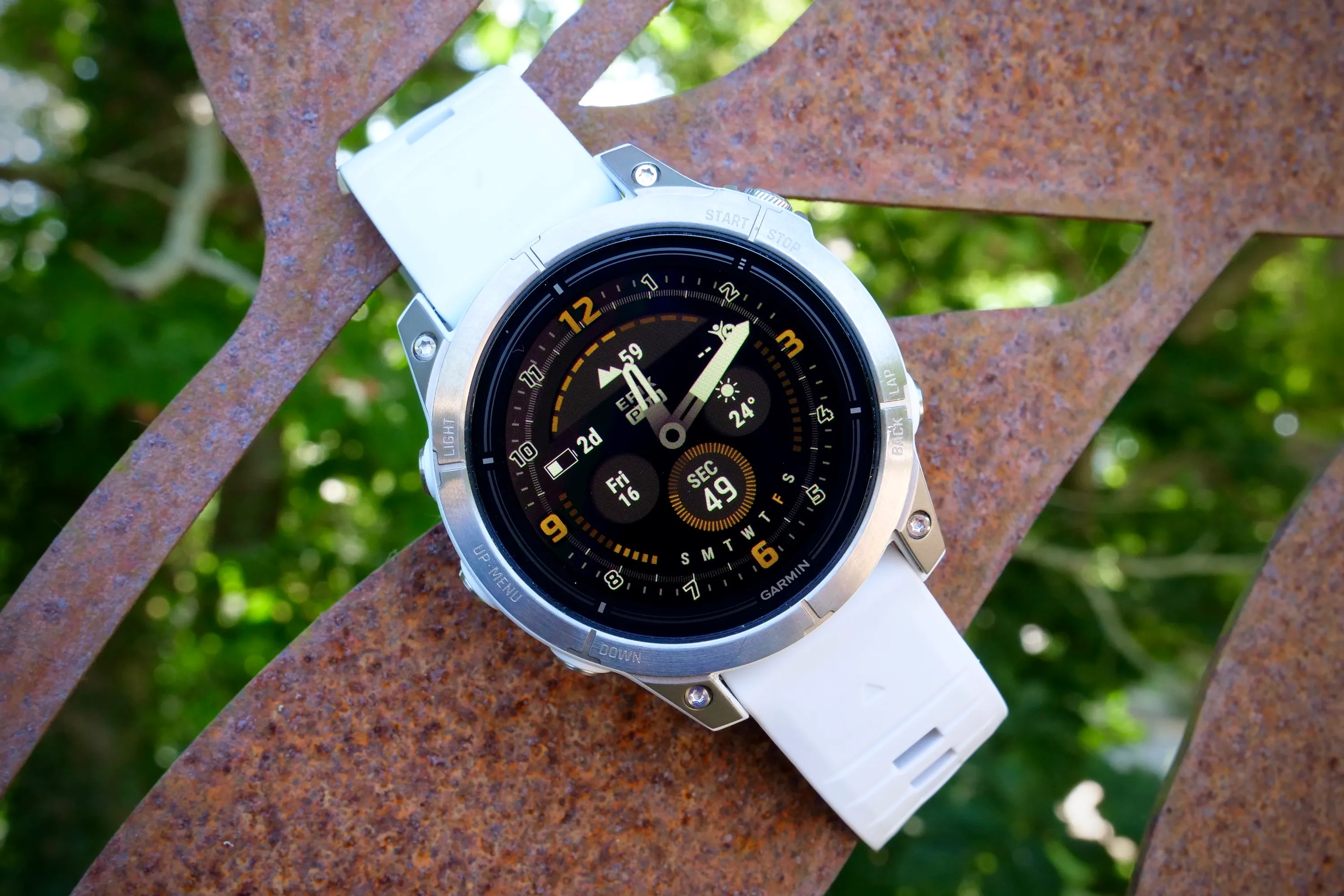 Топ-8 наручных часов, которые стоит купить вместо Apple Watch: часть 2 8 час