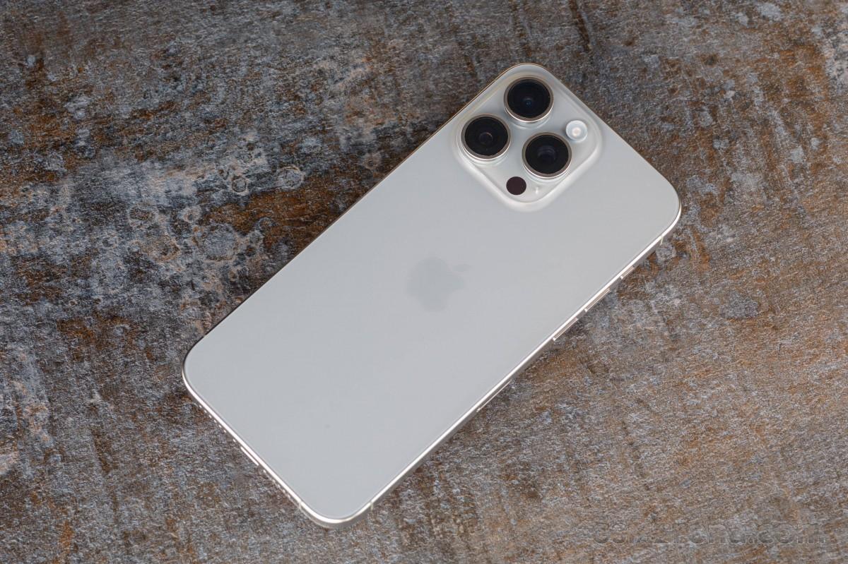 У Apple iPhone 16 аккумуляторы будут больше iPhone 15 3 Apple iPhone 16