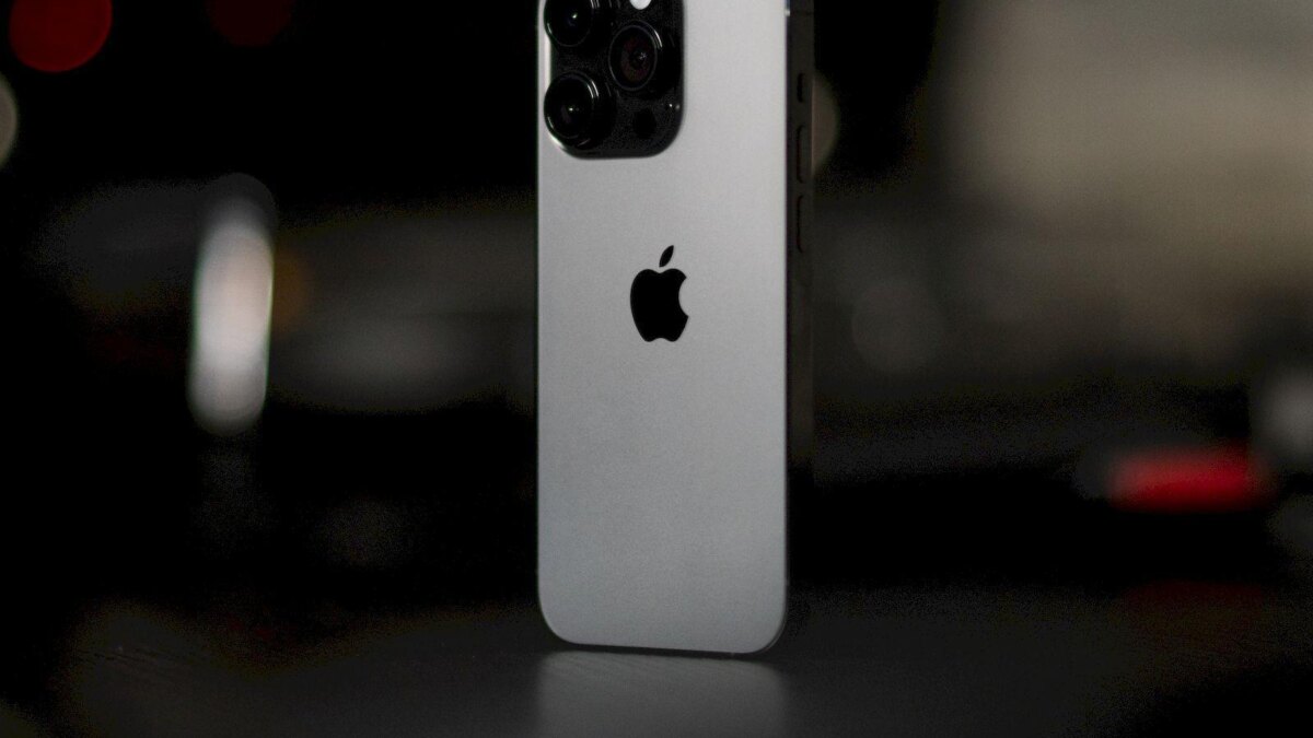 У Apple iPhone 16 аккумуляторы будут больше iPhone 15 2 Apple iPhone 16