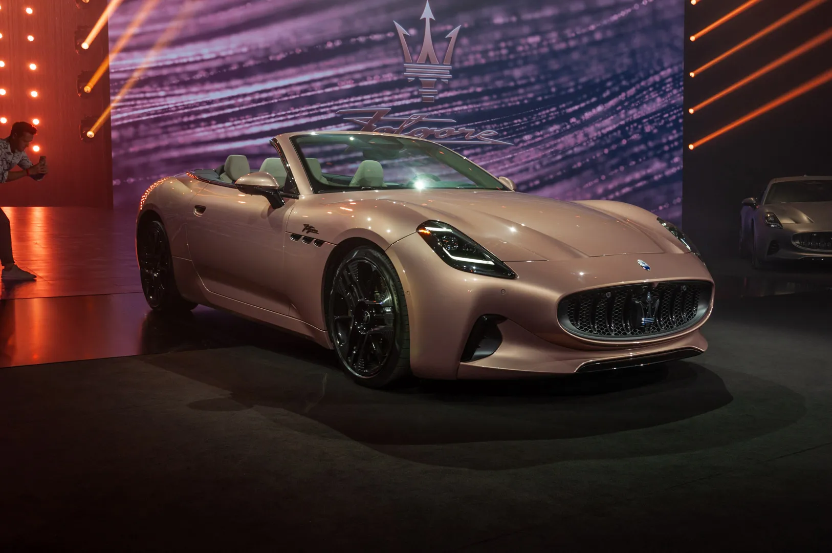 Электрокар Maserati GranCabrio Folgore дебютирует в 2025 году 15 maserati 100926020 h