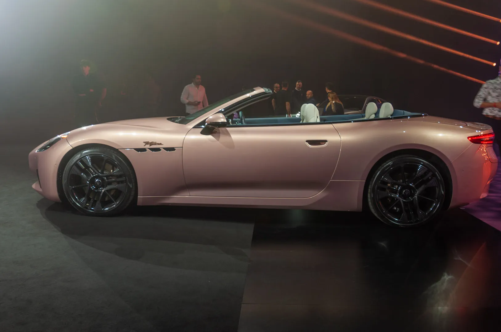 Электрокар Maserati GranCabrio Folgore дебютирует в 2025 году 14 maserati 100926023 h