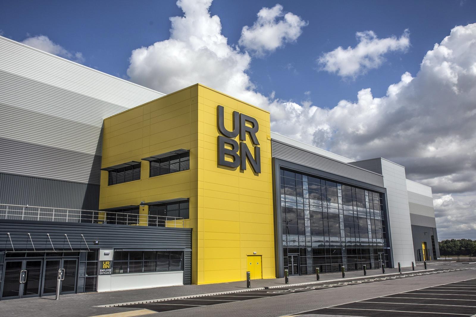Stripe заключила сделку с гигантом розничной торговли URBN 3 p19 014 aurora gateway peterborough completion lb 97