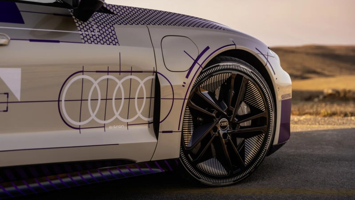 Audi дразнит обновленным RS E-Tron GT 7 refreshed audi rs e tron gt prototype 13