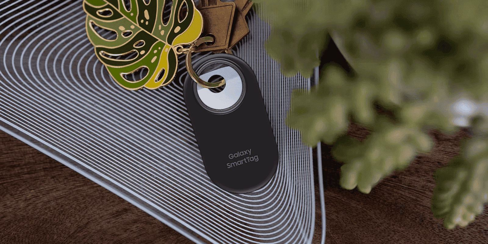 Samsung добавит интеграцию Google Find My Device в Galaxy SmartTags 4 samsung galaxy smarttag 2 tracker launch date
