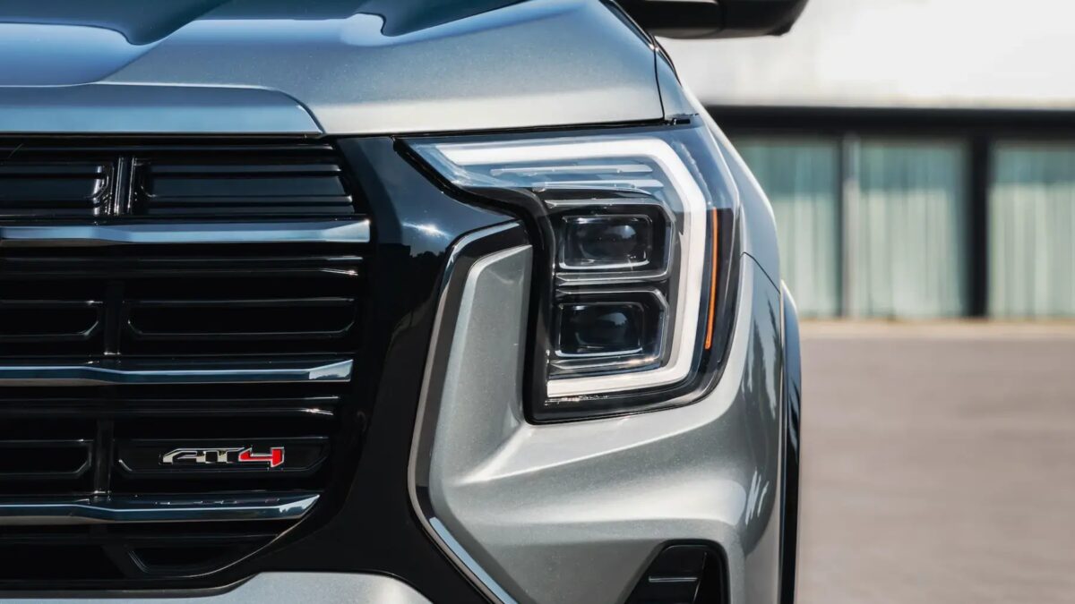 Обновленный GMC Terrain дебютирует в этом году 3 teaser for new gmc terrain debuting in 2024 100926494 h